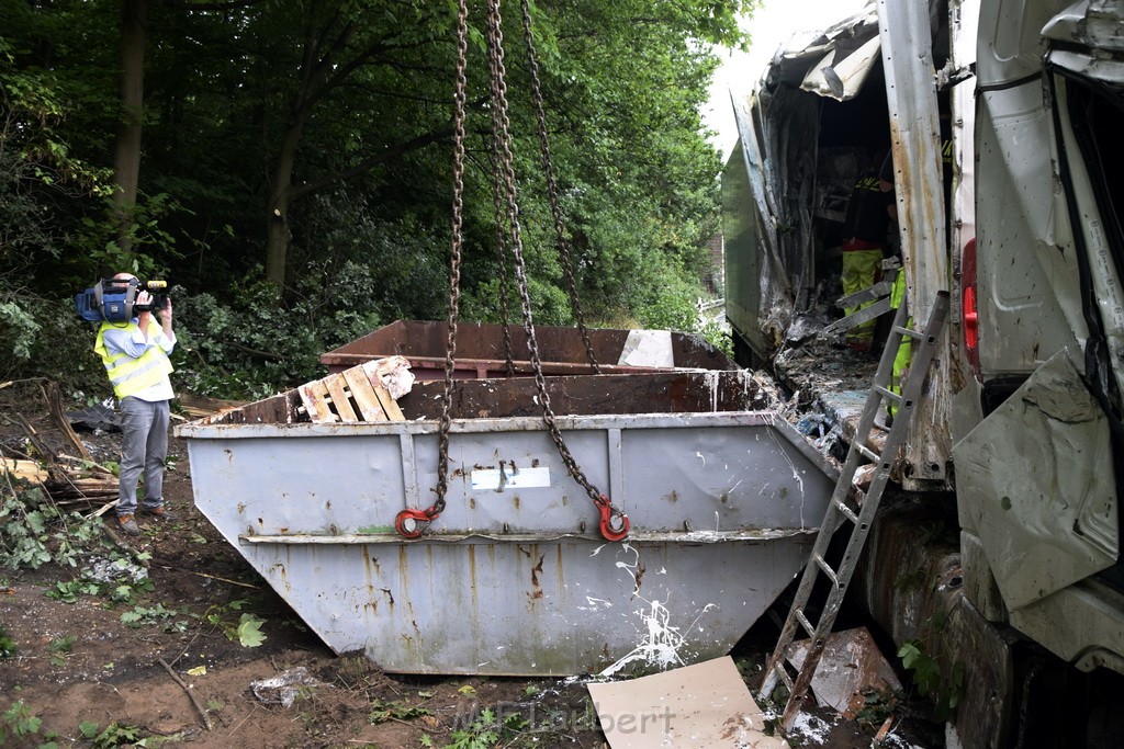 Schwerer VU A 3 Rich Oberhausen Hoehe AK Leverkusen P755.JPG - Miklos Laubert